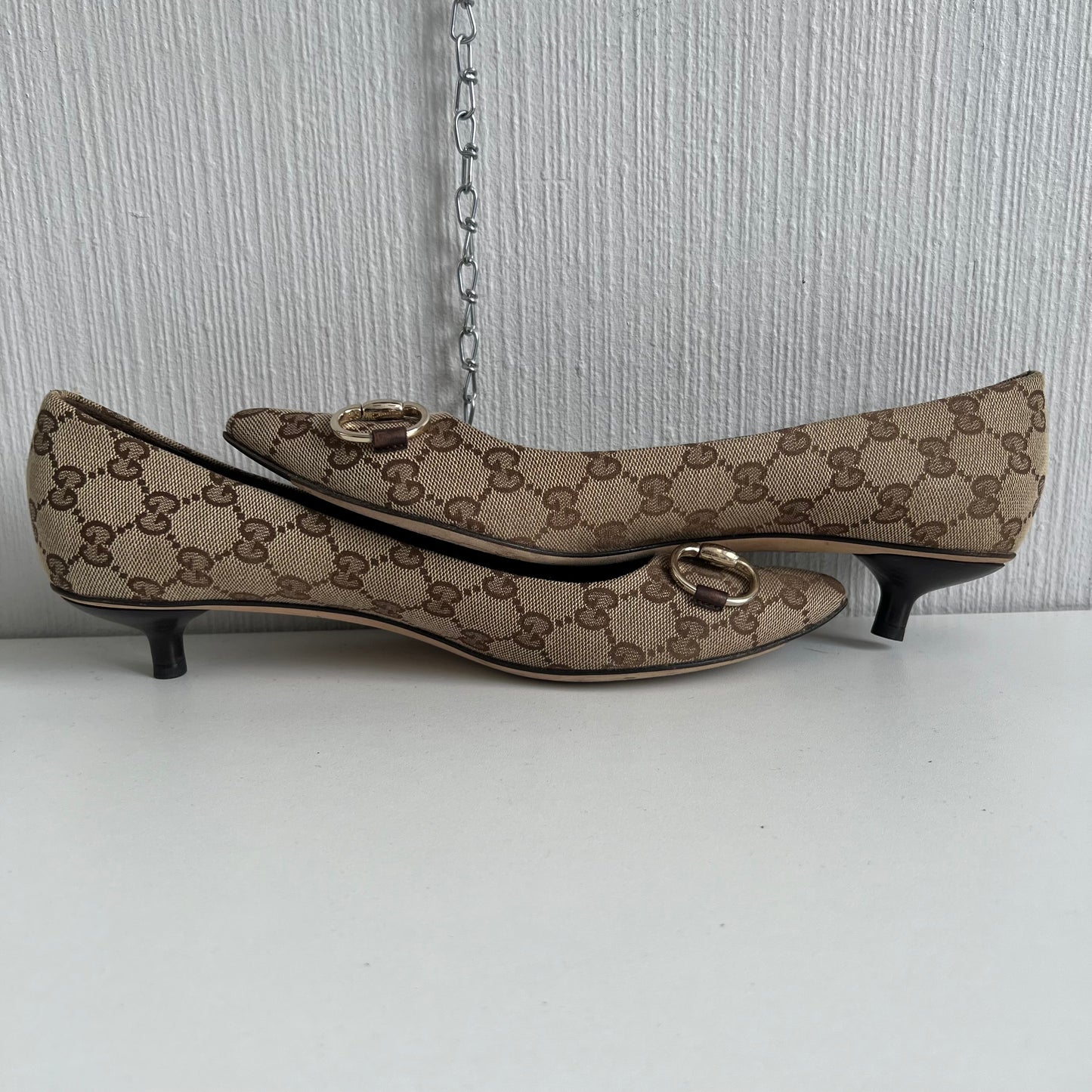 Gucci Beige Guccissima Canvas Horsebit Pointed Toe Pumps Womens Shoes
