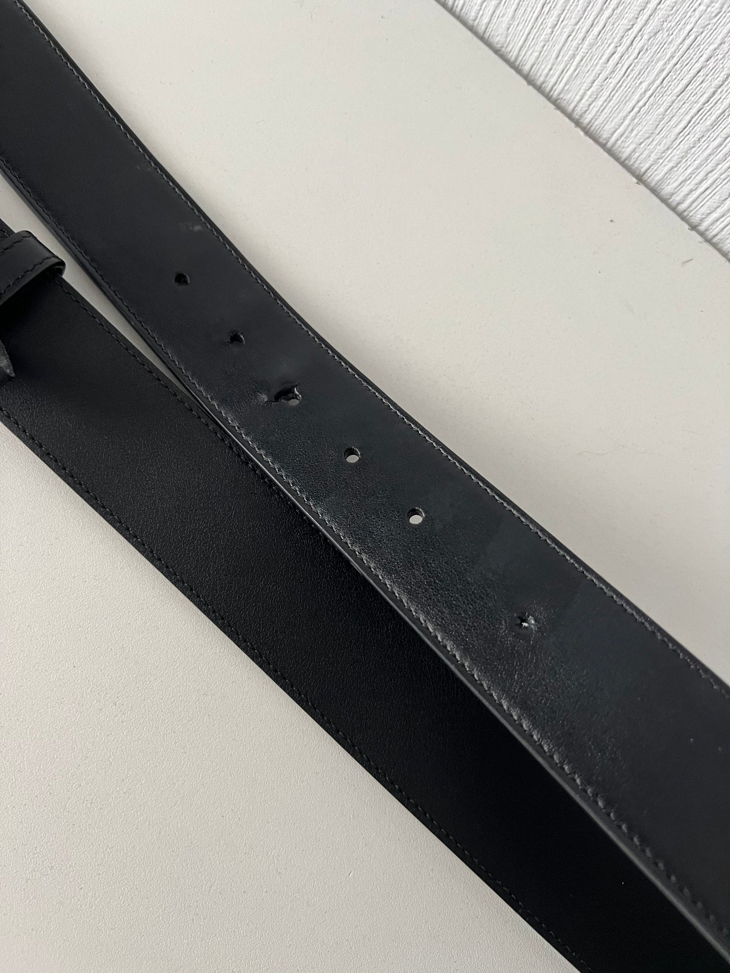 Gucci GG Marmont Double Interlocking G Buckle Leather Black Belt