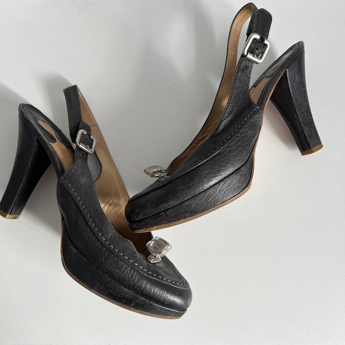 Chloé Vintage Grey Leather Slingback Heel Padlock Pump Womens Shoes
