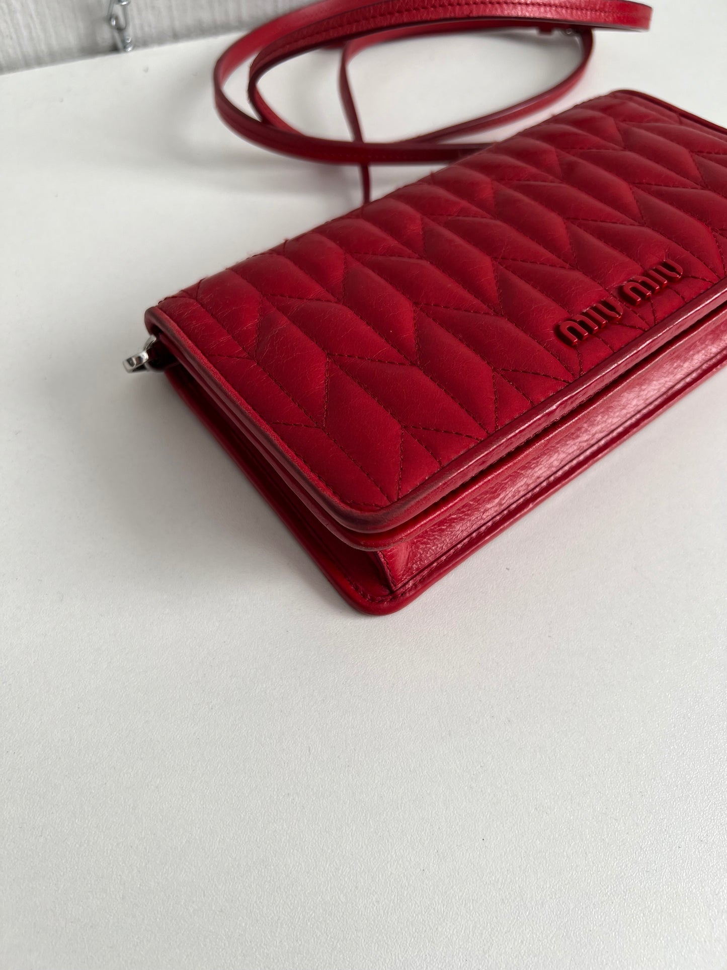 Miu Miu Clutch Crossbody Matelasse Quilted Red Leather Clutch Bag with Removable Crossbody Strap