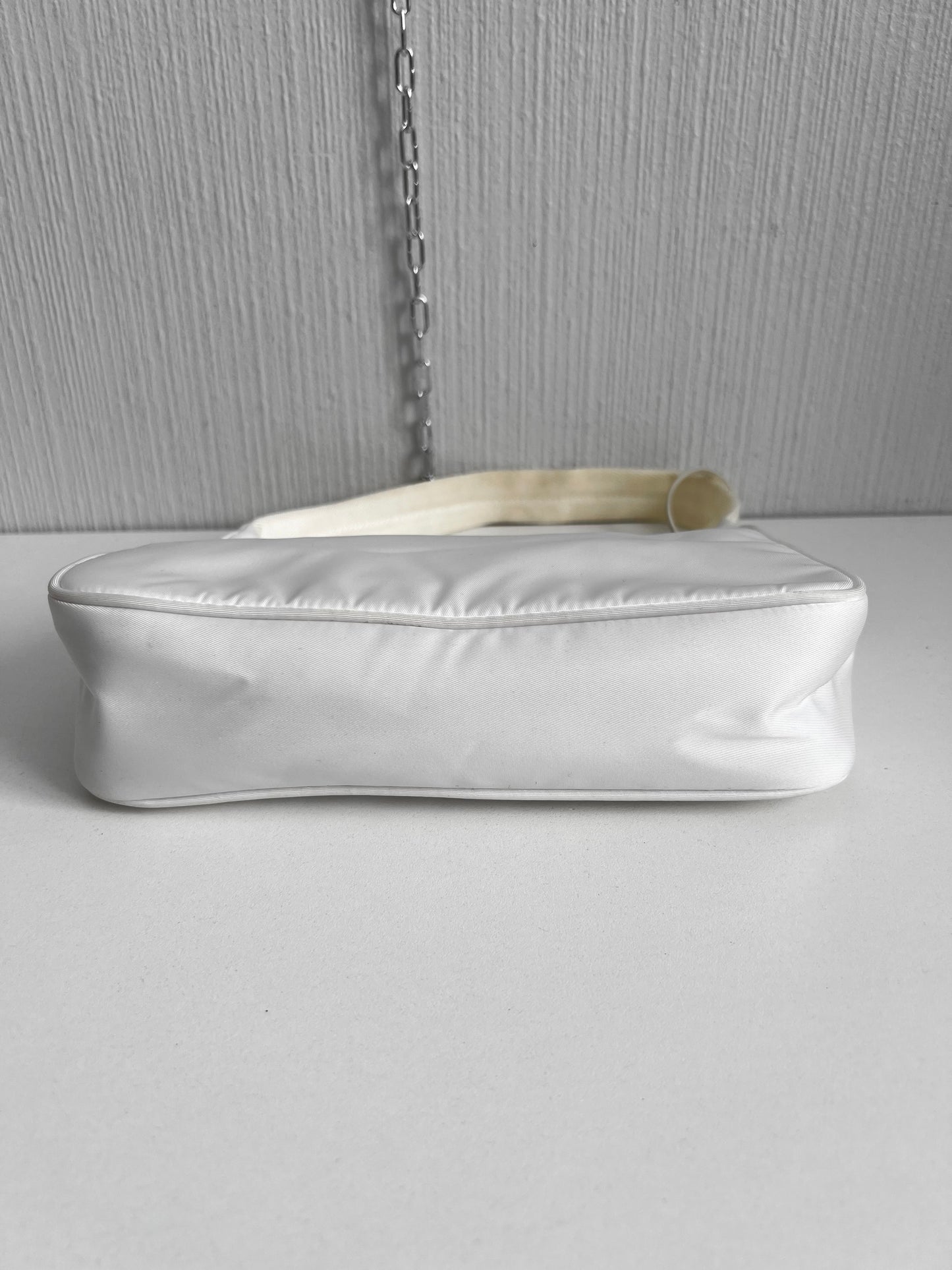 Prada Re-Edition 2000 White Shoulder Bag