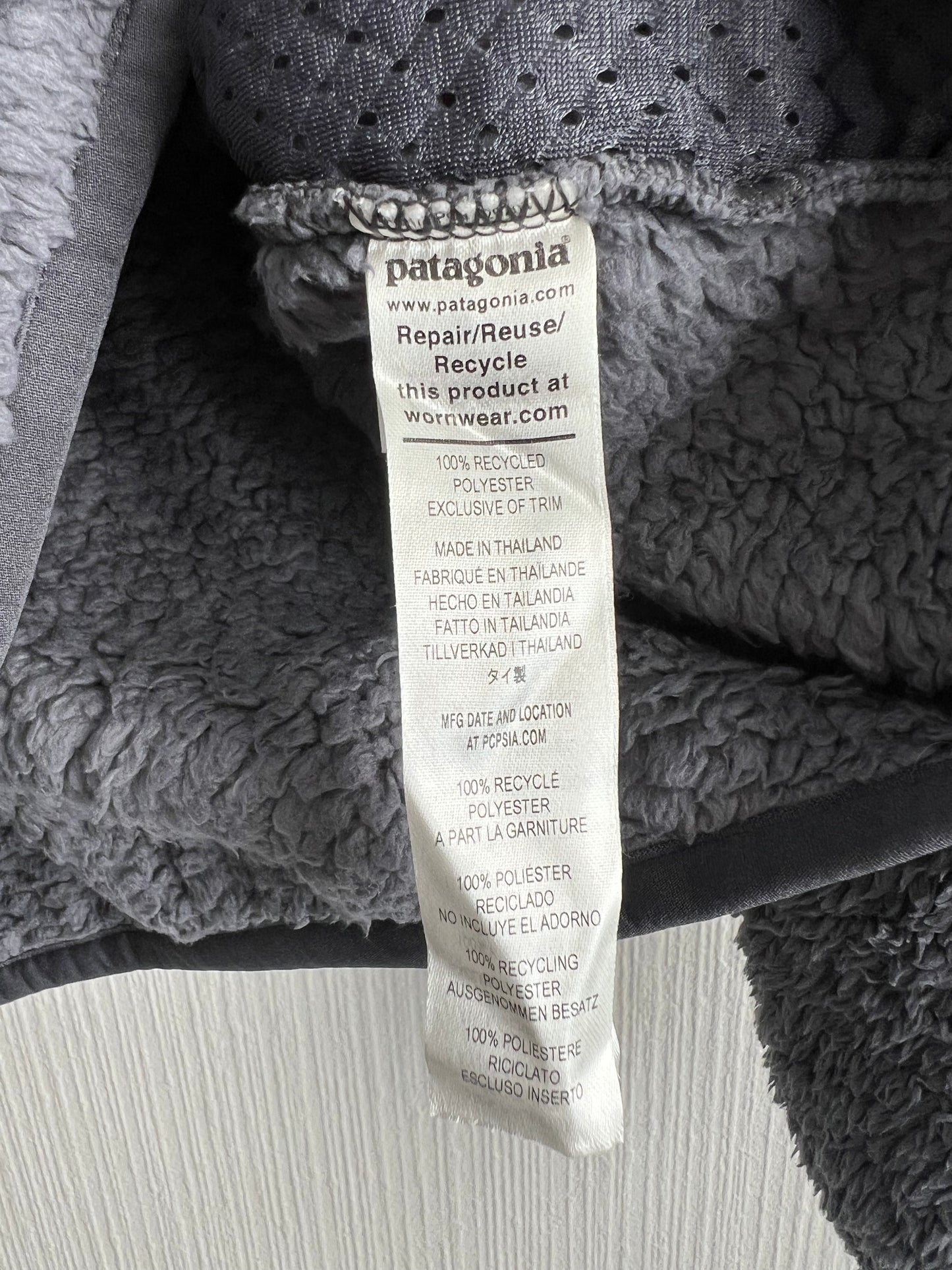 Patagonia Women’s Deep Pile Grey Fleece Jacket
