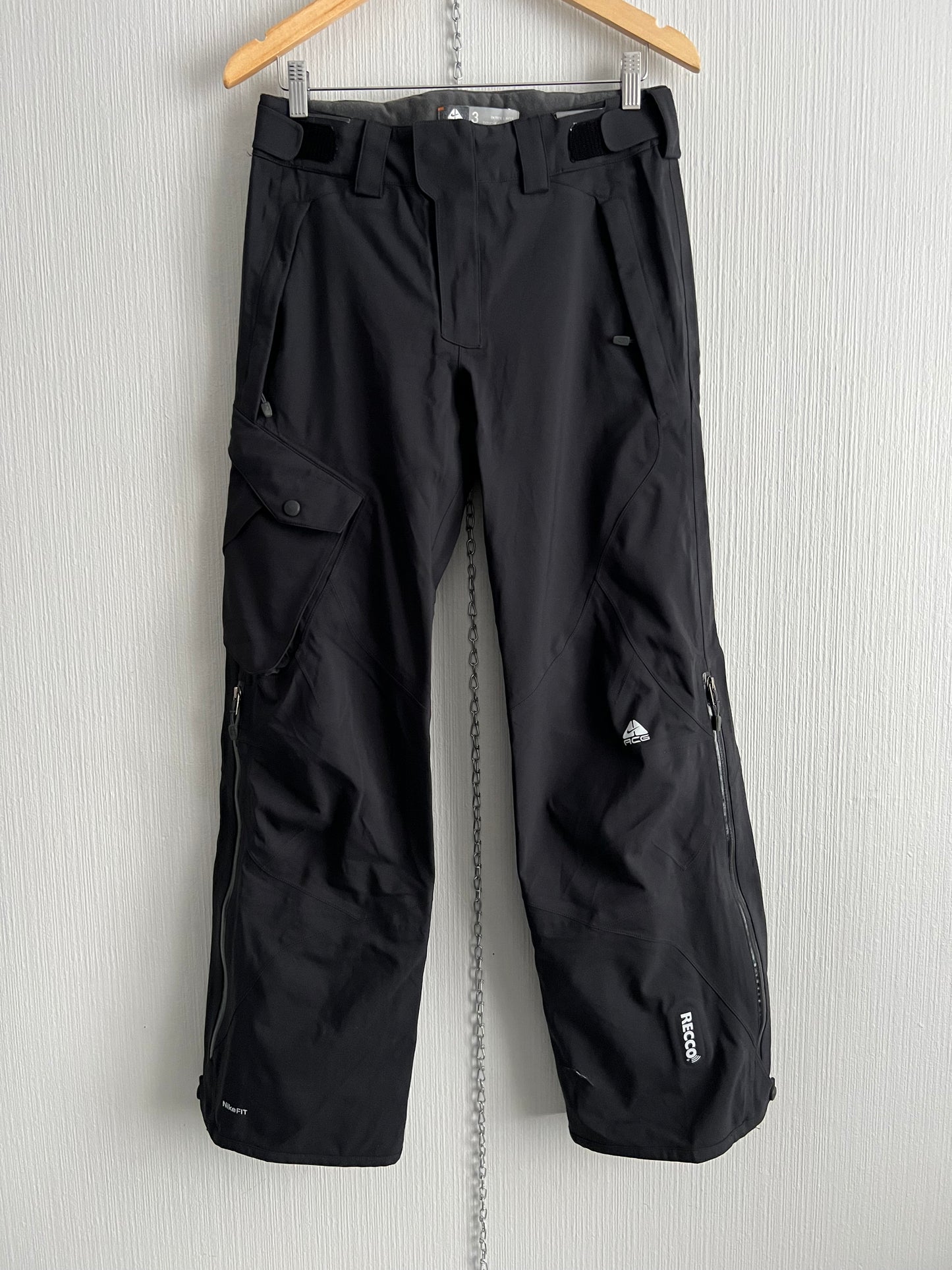 Nike ACG Ski Black Cargo Pants