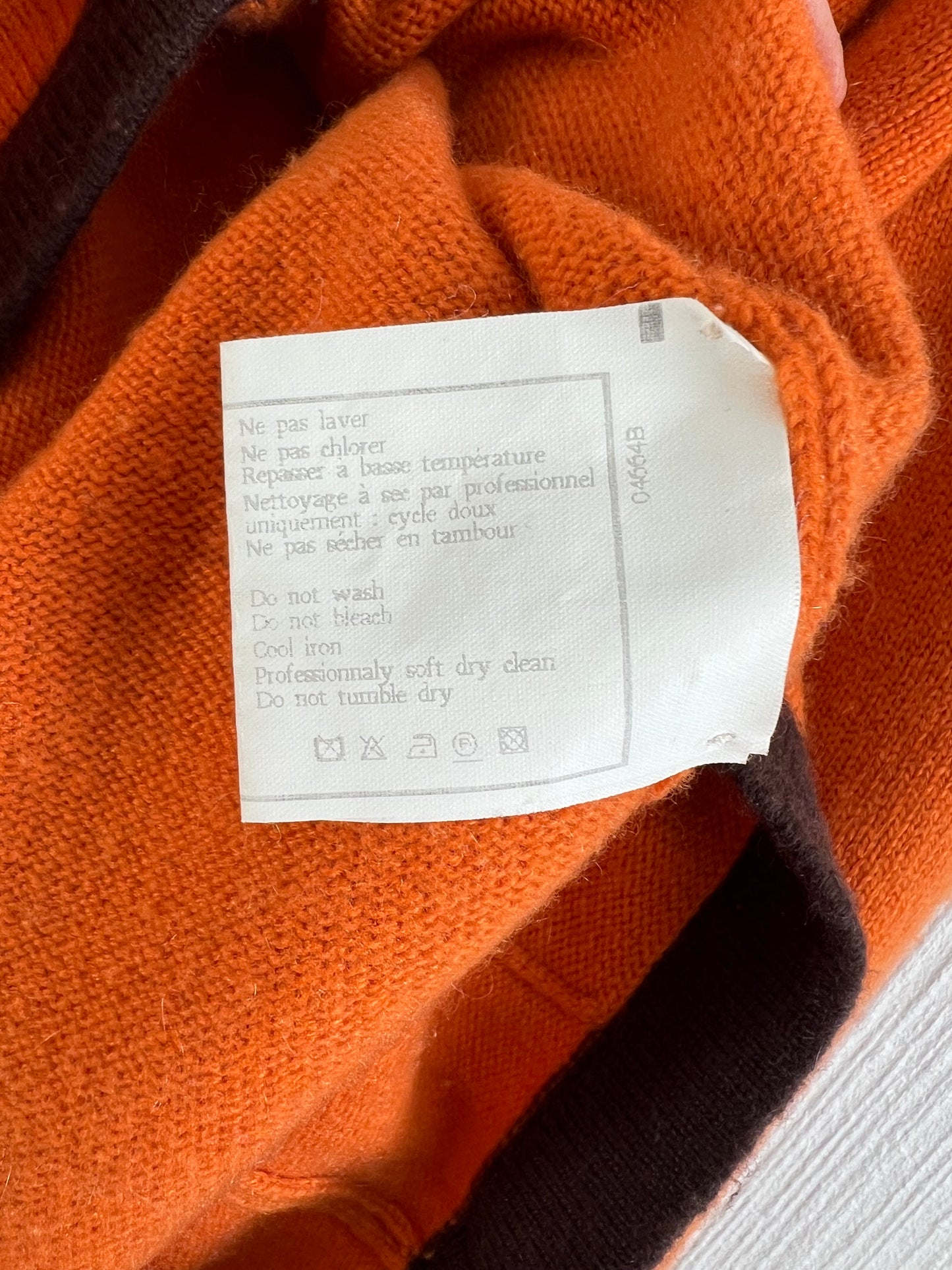 Chanel 1996 Orange Brown Cashmere Knit Set Short Sleeve T-Shirt and Cardigan