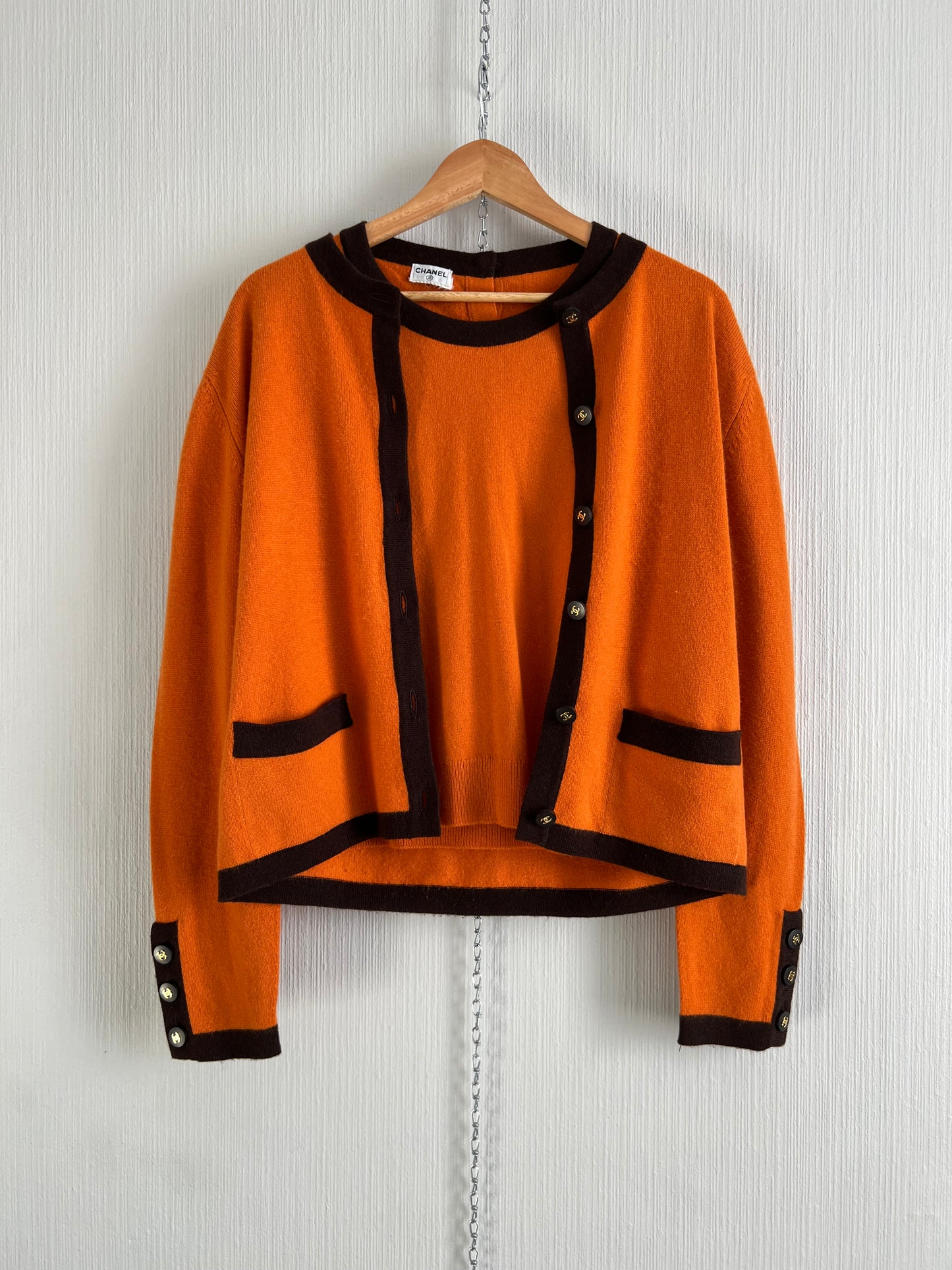 Chanel 1996 Orange Brown Cashmere Knit Set Short Sleeve T-Shirt and Cardigan