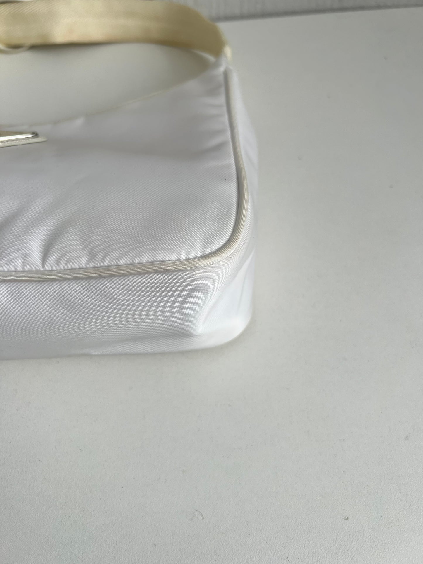 Prada Re-Edition 2000 White Shoulder Bag