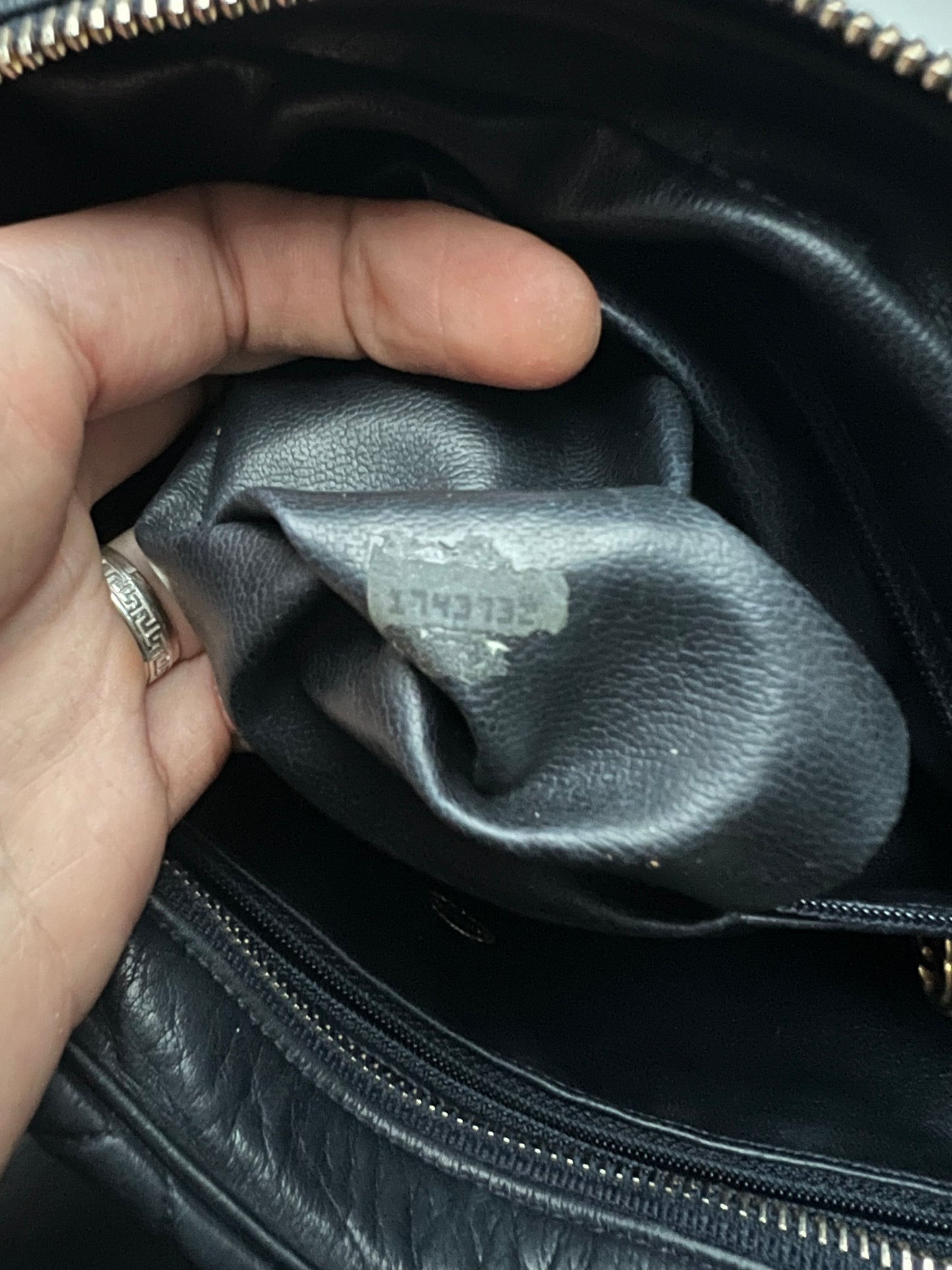 Chanel Vintage 1991 Diamond-Quilted Shoulder Bag