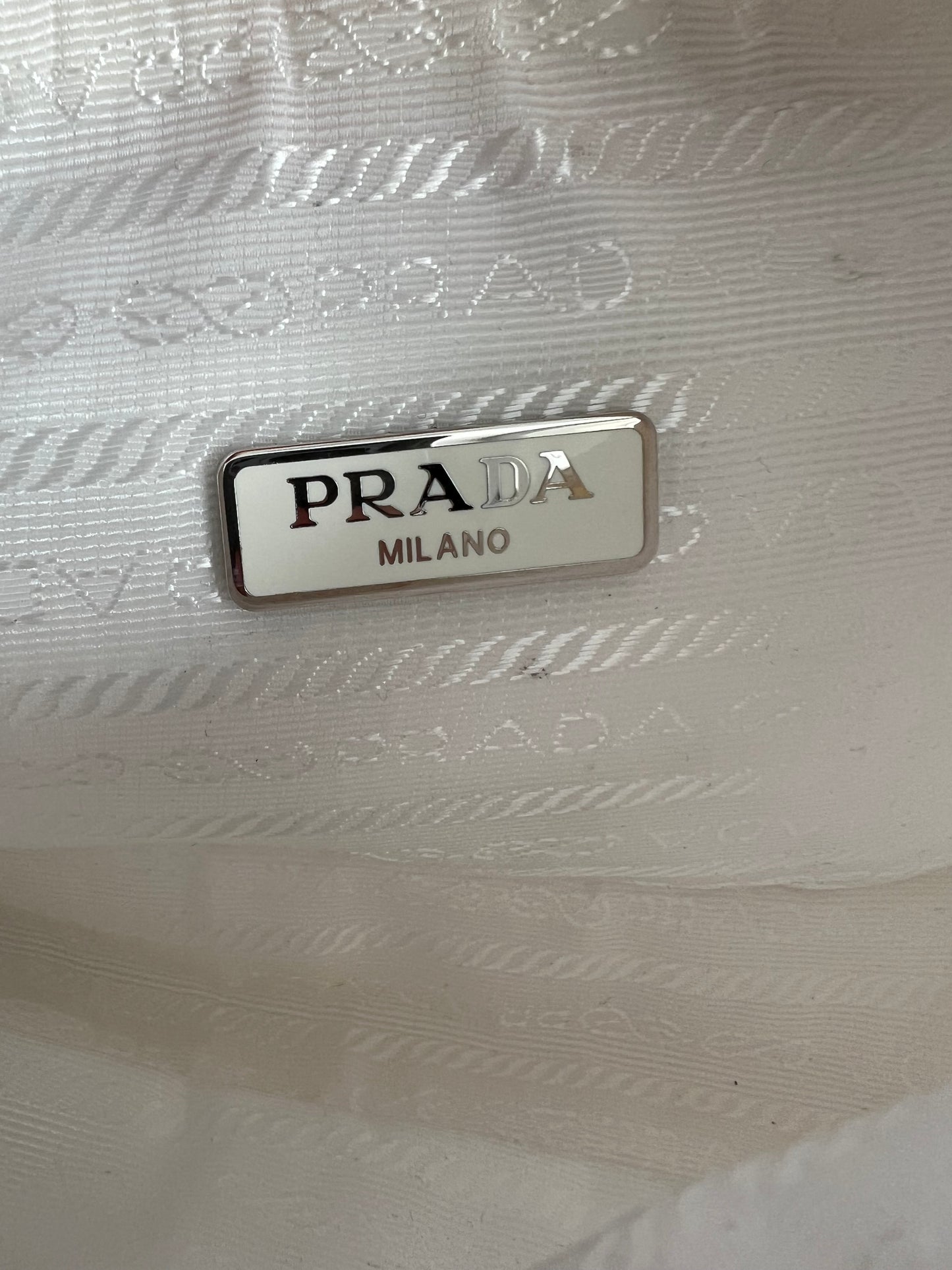 Prada Re-Edition 2000 White Shoulder Bag