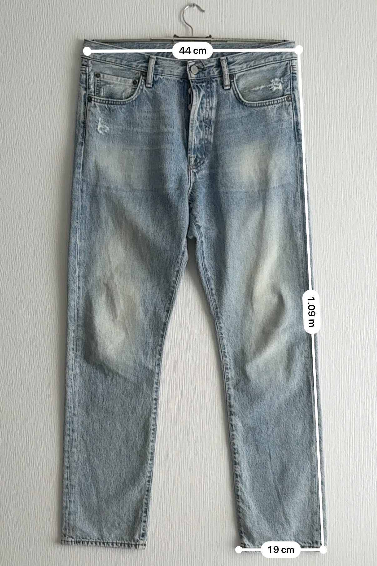 Acne Studios 1996 Light Blue Trash
Mens Jeans