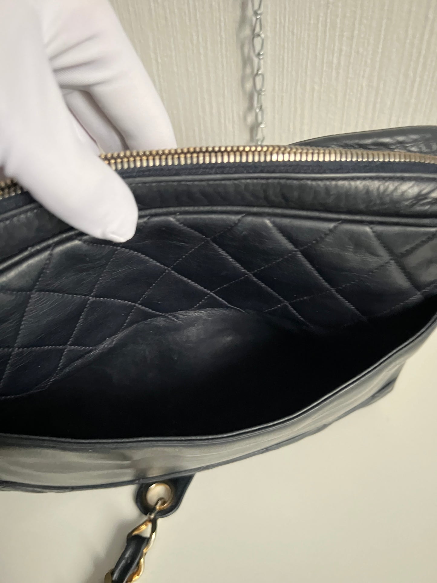 Chanel Vintage 1991 Diamond-Quilted Shoulder Bag