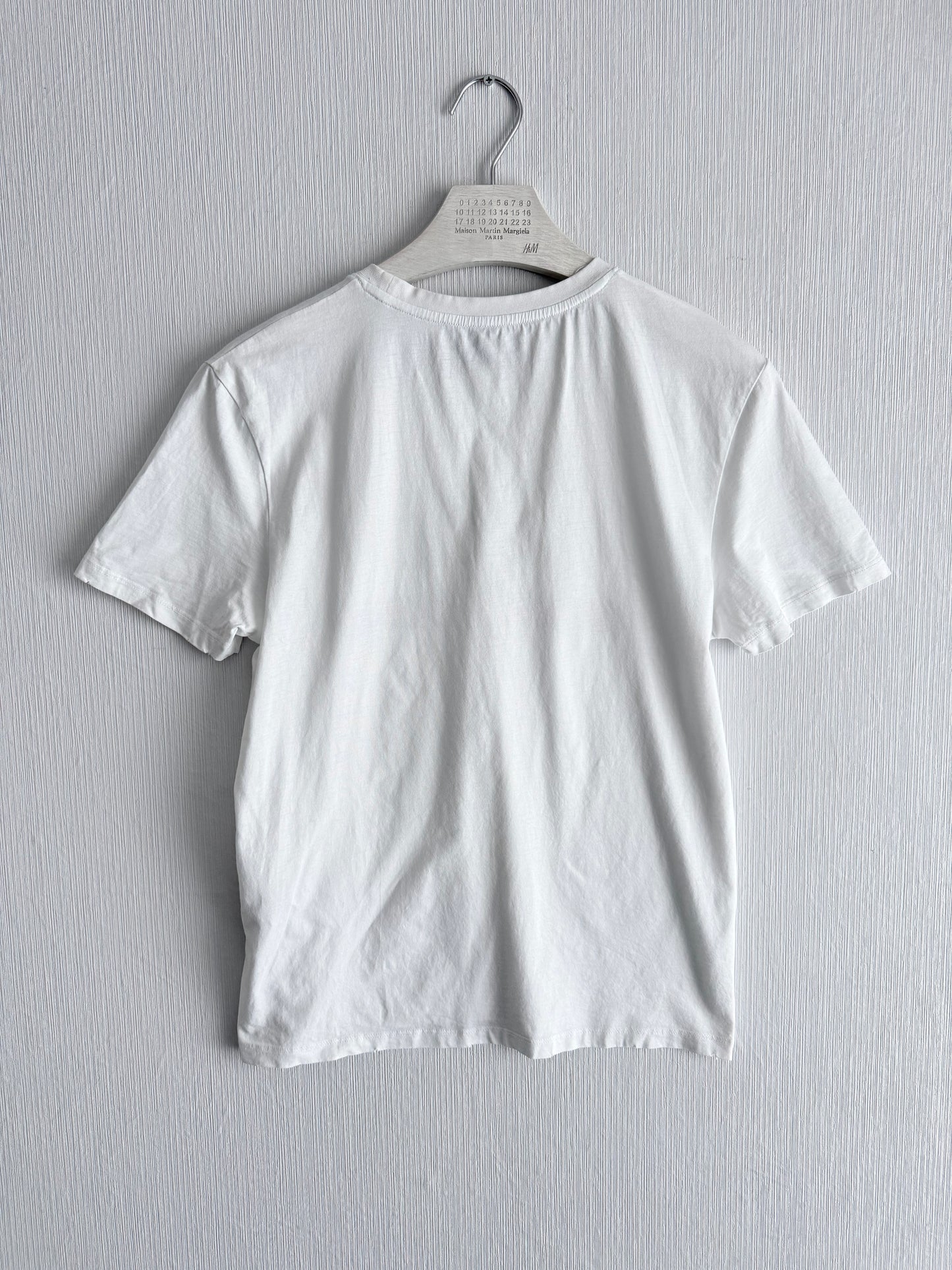 Gucci Logo Distressed White T-shirt