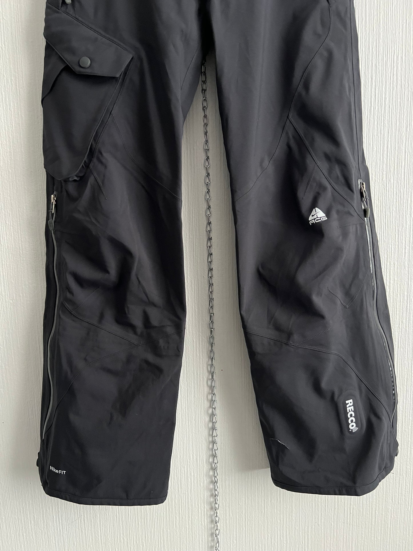 Nike ACG Ski Black Cargo Pants