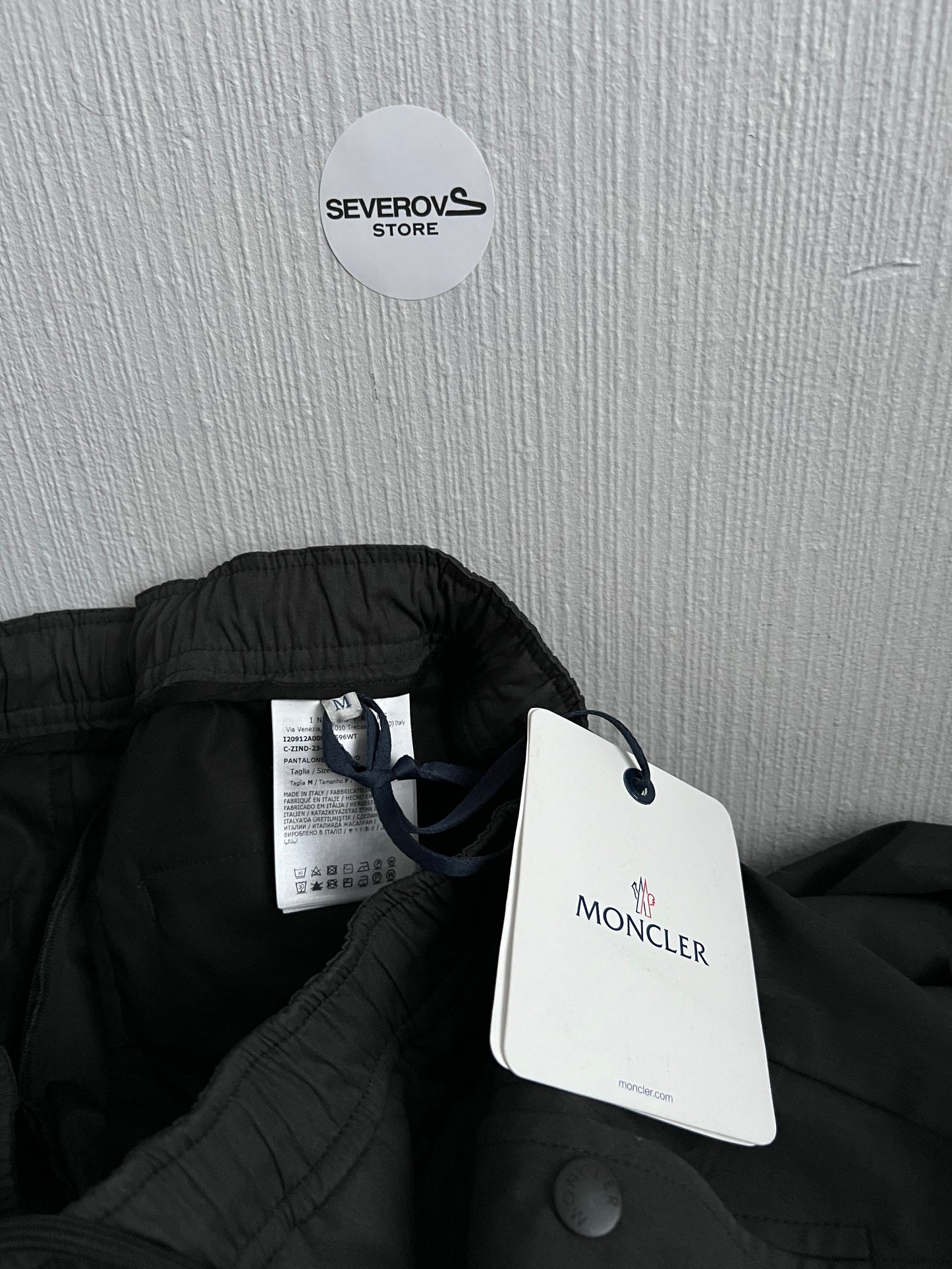 Moncler Black Cotton Mens Cargo Pants