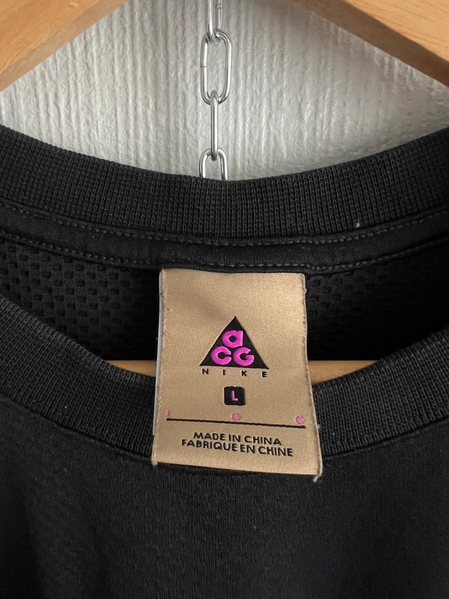 Nike ACG Limited Edition Graphic T-Shirt
