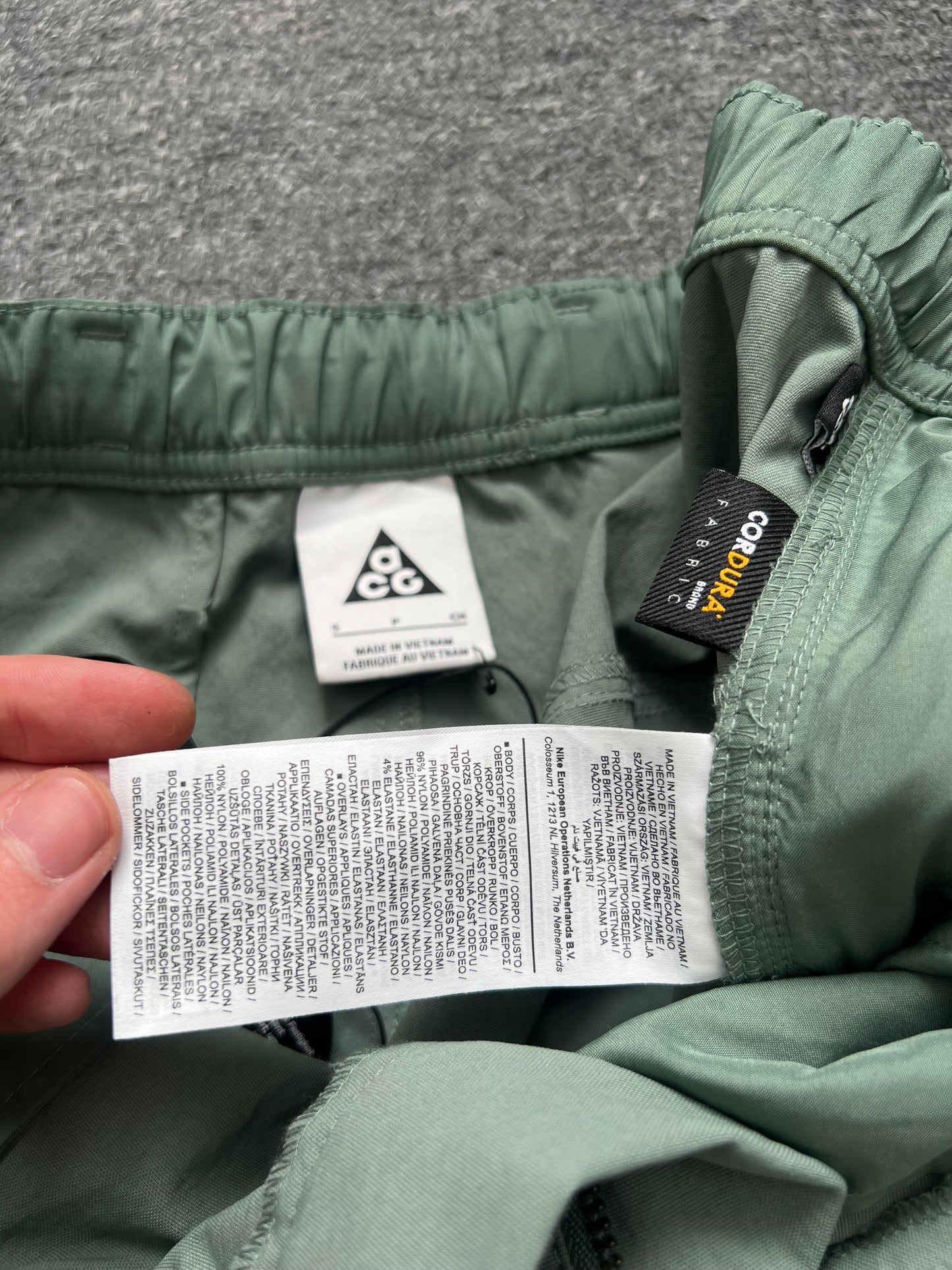 Nike ACG Smith Summit Cargo Pants