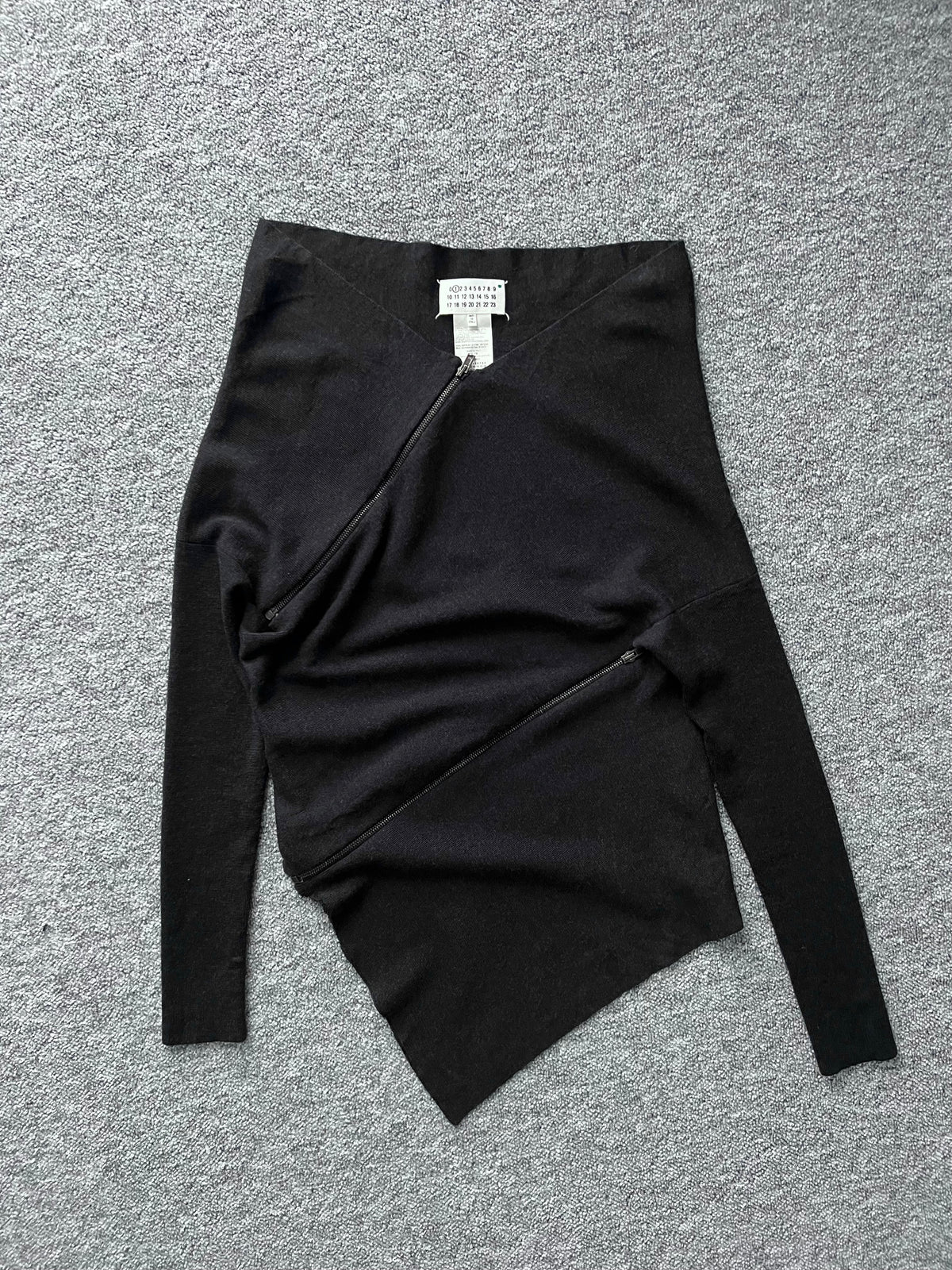 Maison Martin Margiela Line 1 Dark Grey Spiral Zipper Jumper – Fall 2012