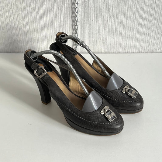 Chloé Vintage Grey Leather Slingback Heel Padlock Pump Womens Shoes