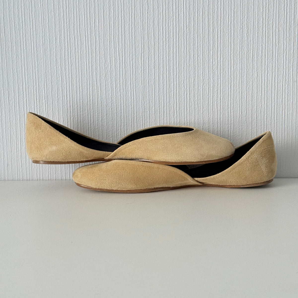 The Row Gemma Ballet Flats Women Shoes in Beige Suede