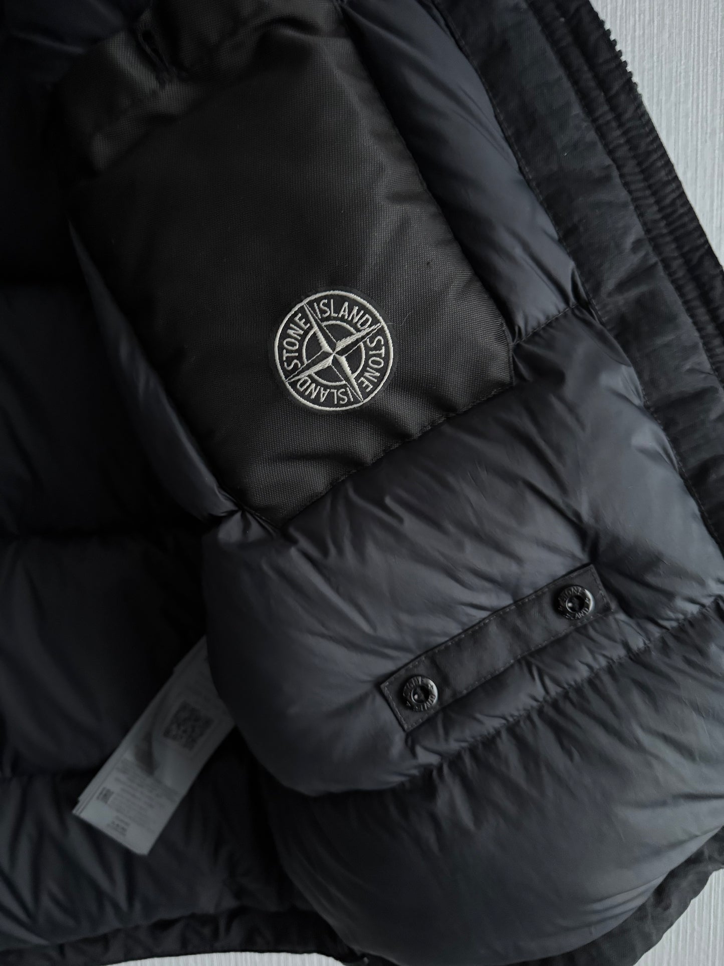 Stone Island AW22 Down Balaclava Jacket Opaque Nylon Twill Black