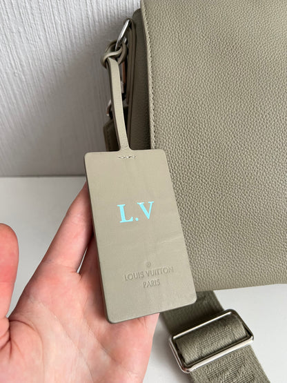 Louis Vuitton Takeoff Messenger Aerogram Sage Green Bag