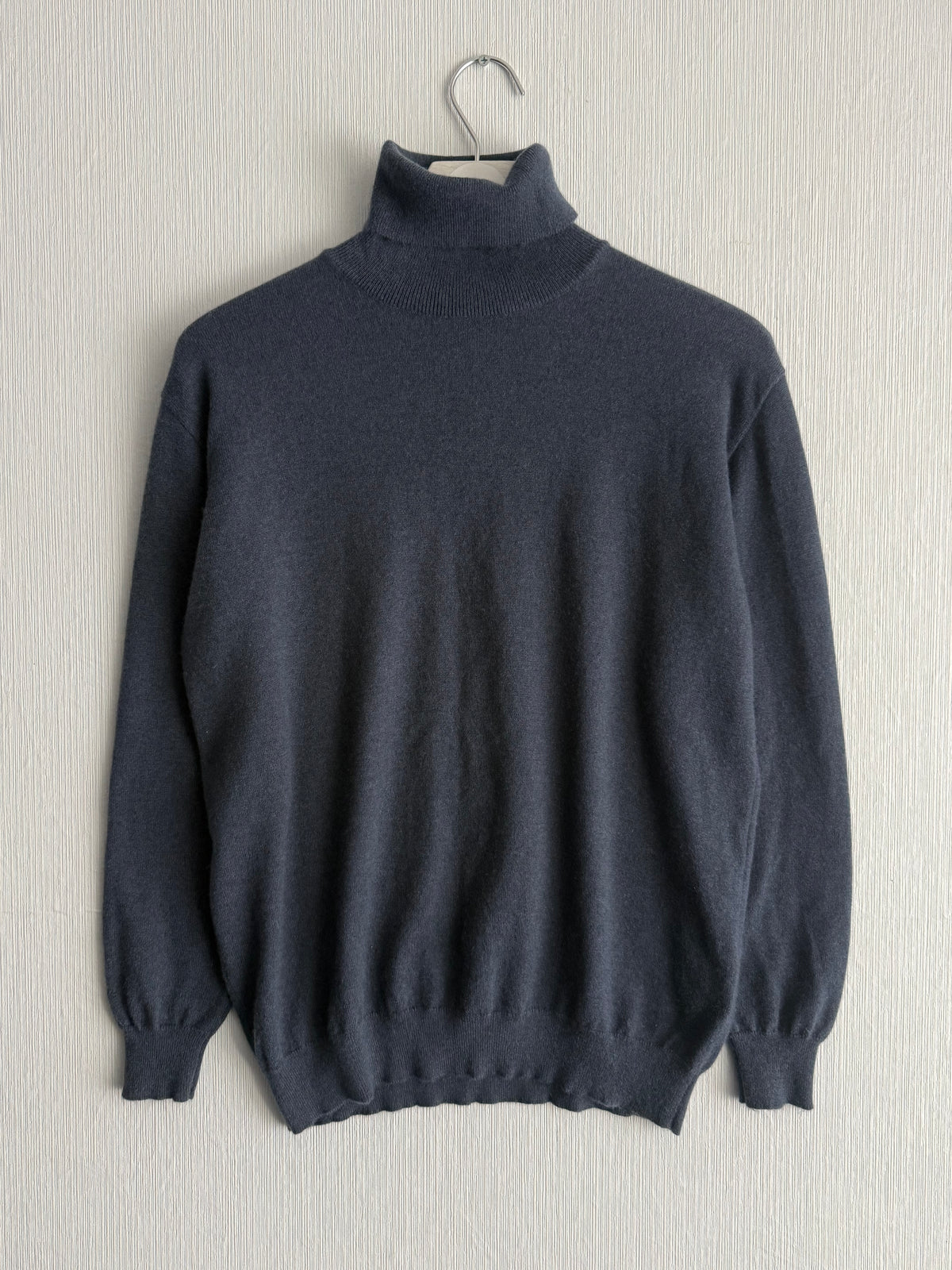 Brunello Cucinelli Navy Cashmere Womens Turtleneck Sweater