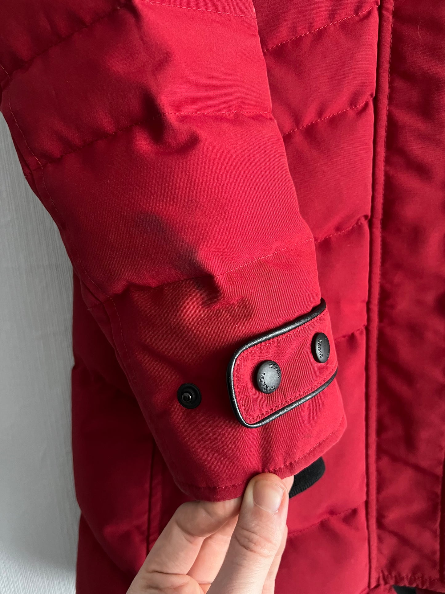 Canada Goose Lorette Parka Women’s Fur Hood Down Jacket