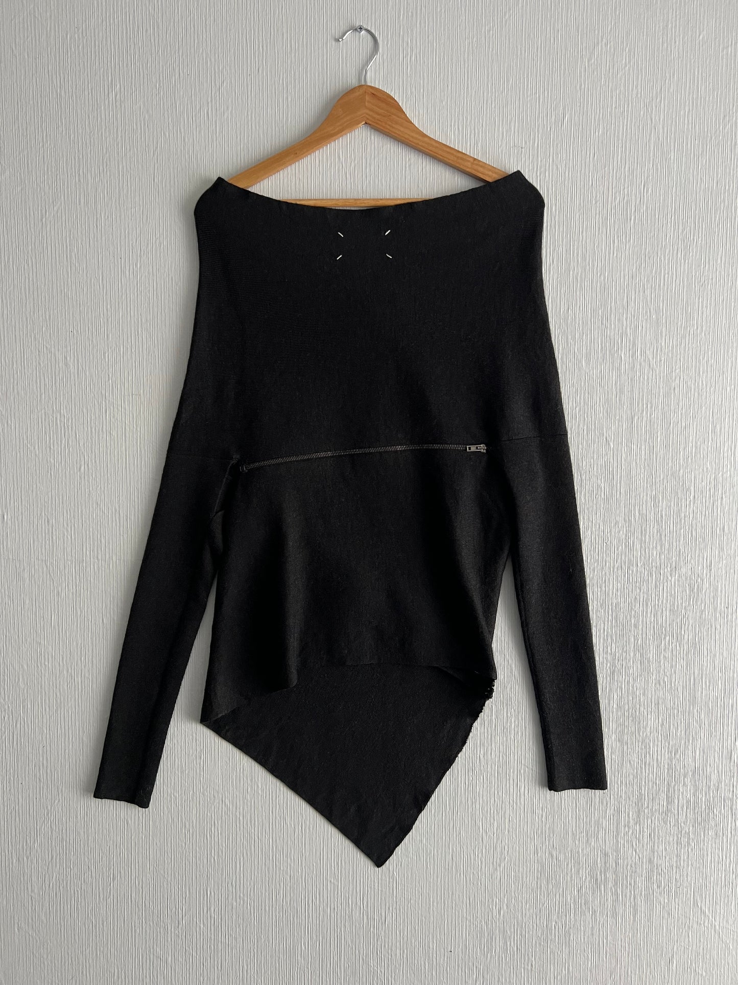 Maison Martin Margiela Line 1 Dark Grey Spiral Zipper Jumper – Fall 2012
