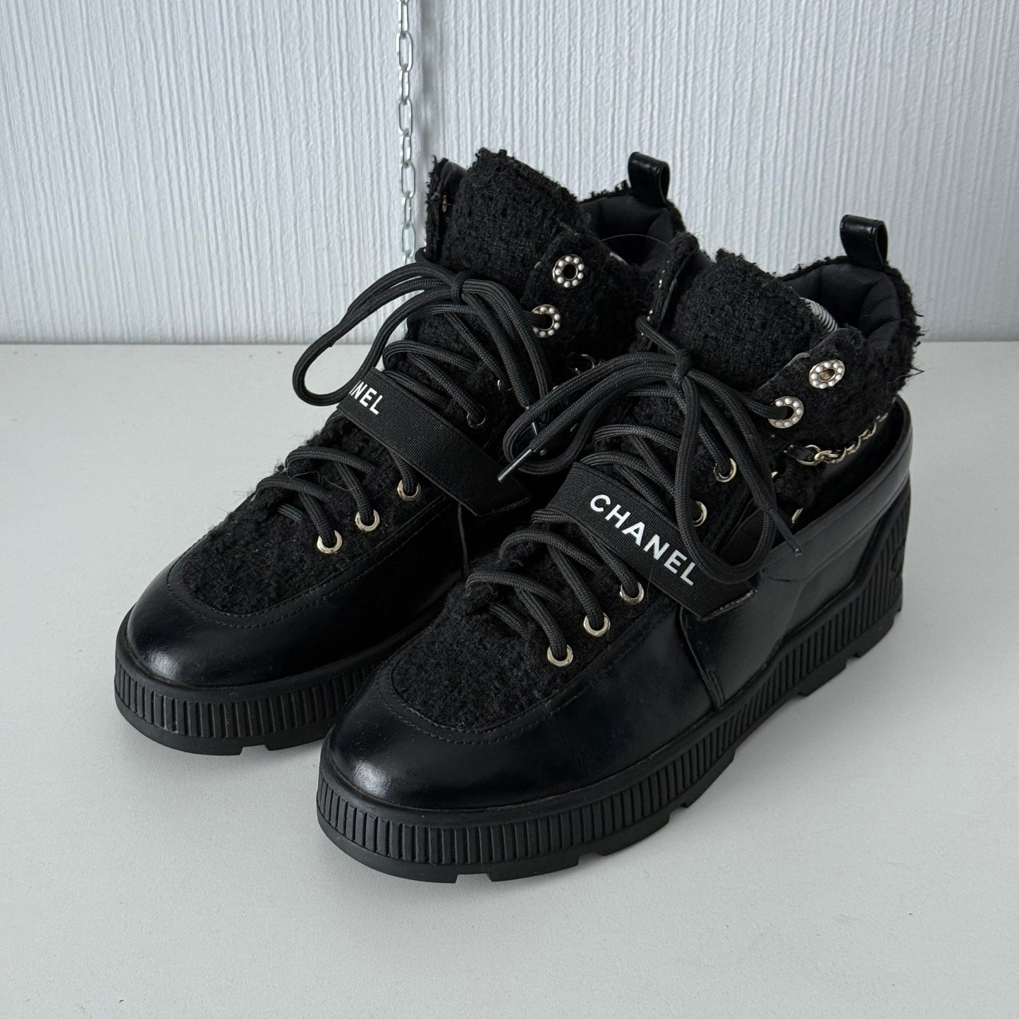 Chanel Chain Sneaker Black Leather Shoes