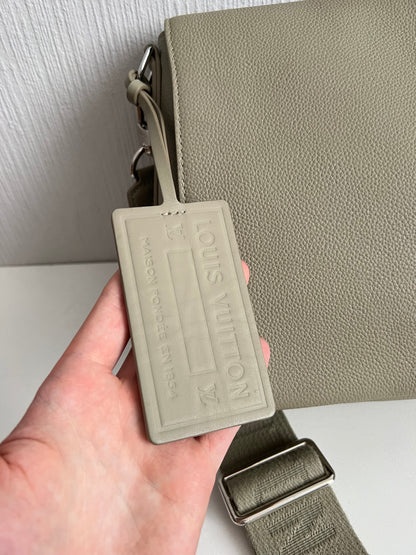 Louis Vuitton Takeoff Messenger Aerogram Sage Green Bag