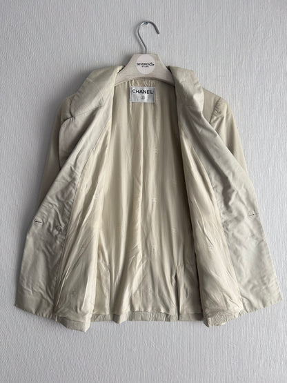 Chanel Beige Lightweight Wool Blazer