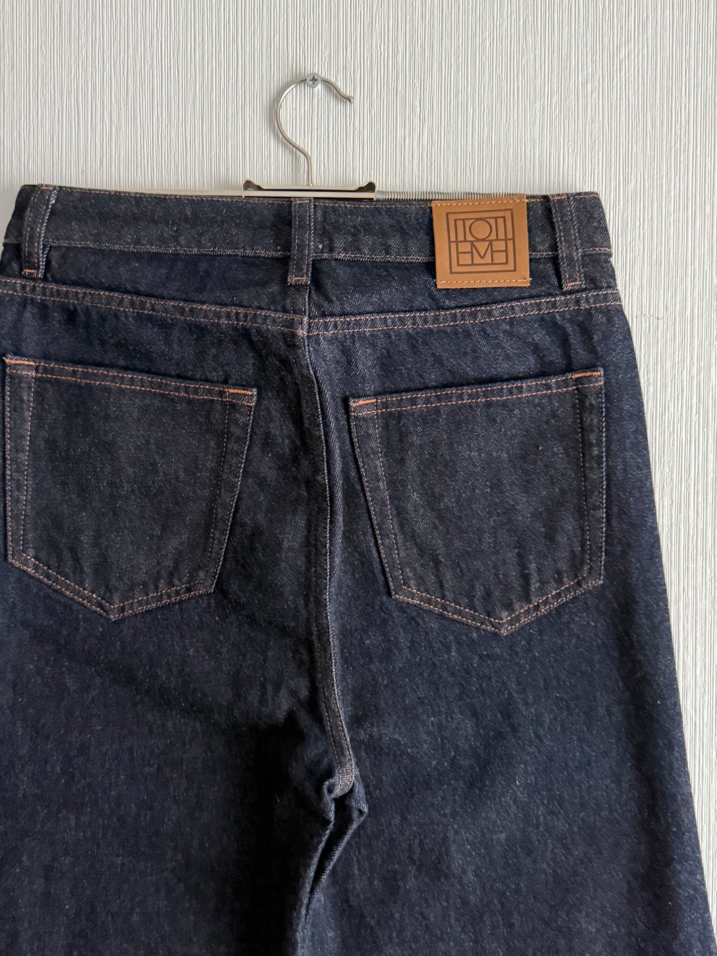 Toteme Barrel-leg Raw Denim Jeans