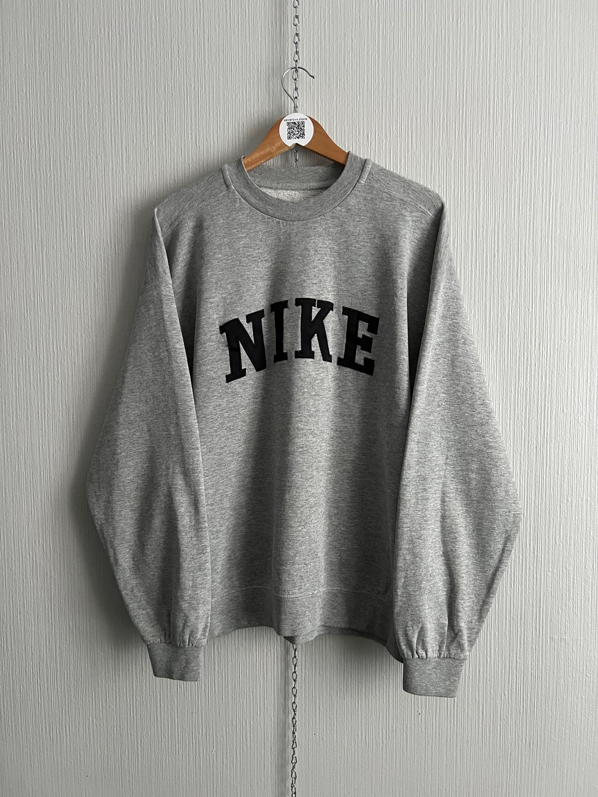 Nike Vintage 90s Nike Big Logo Grey Cotton Jumper — product photo