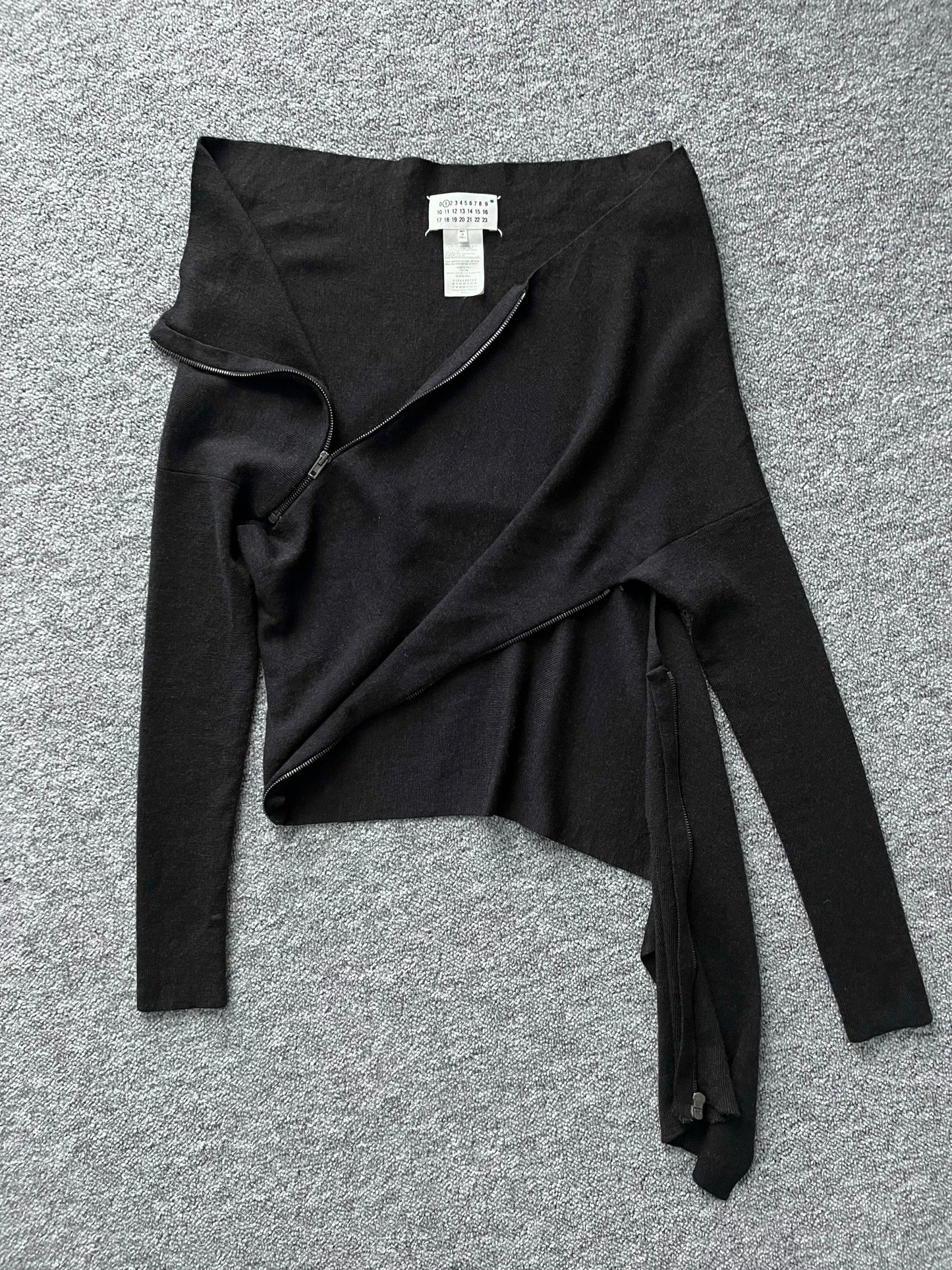 Maison Martin Margiela Line 1 Dark Grey Spiral Zipper Jumper – Fall 2012