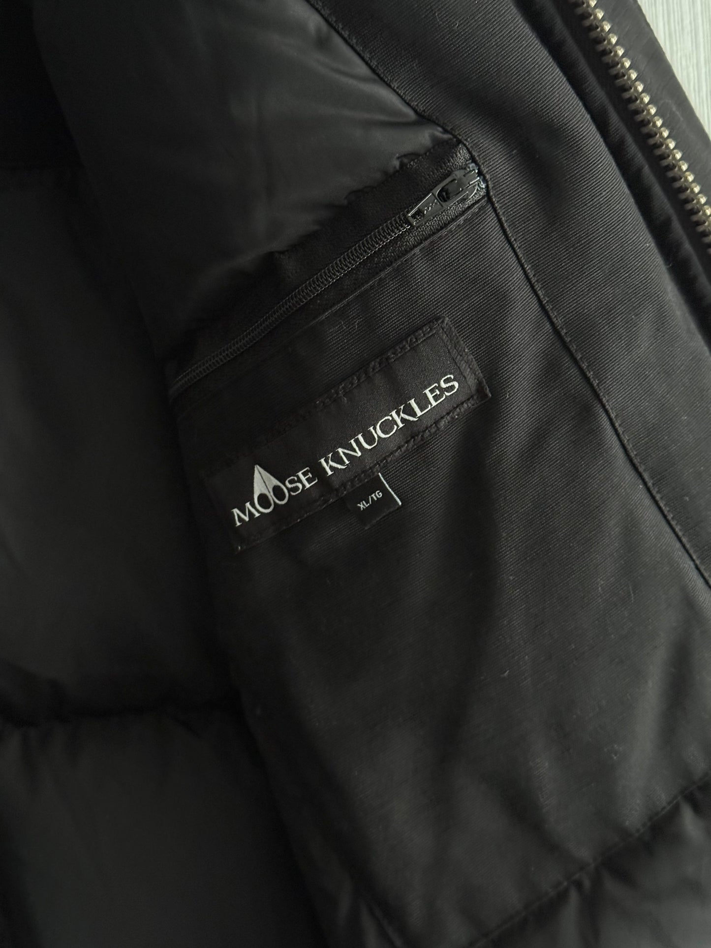 Moose Knuckles Original Stirling Parka Neoshear Jacket Black