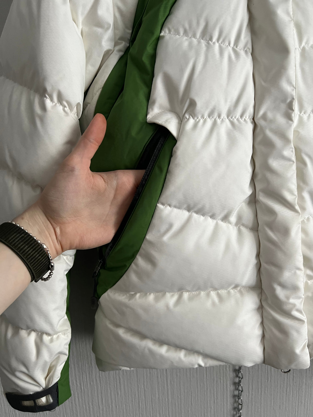Nike ACG Vintage Nike ACG Women’s Puffer Down Ski Jacket — product photo