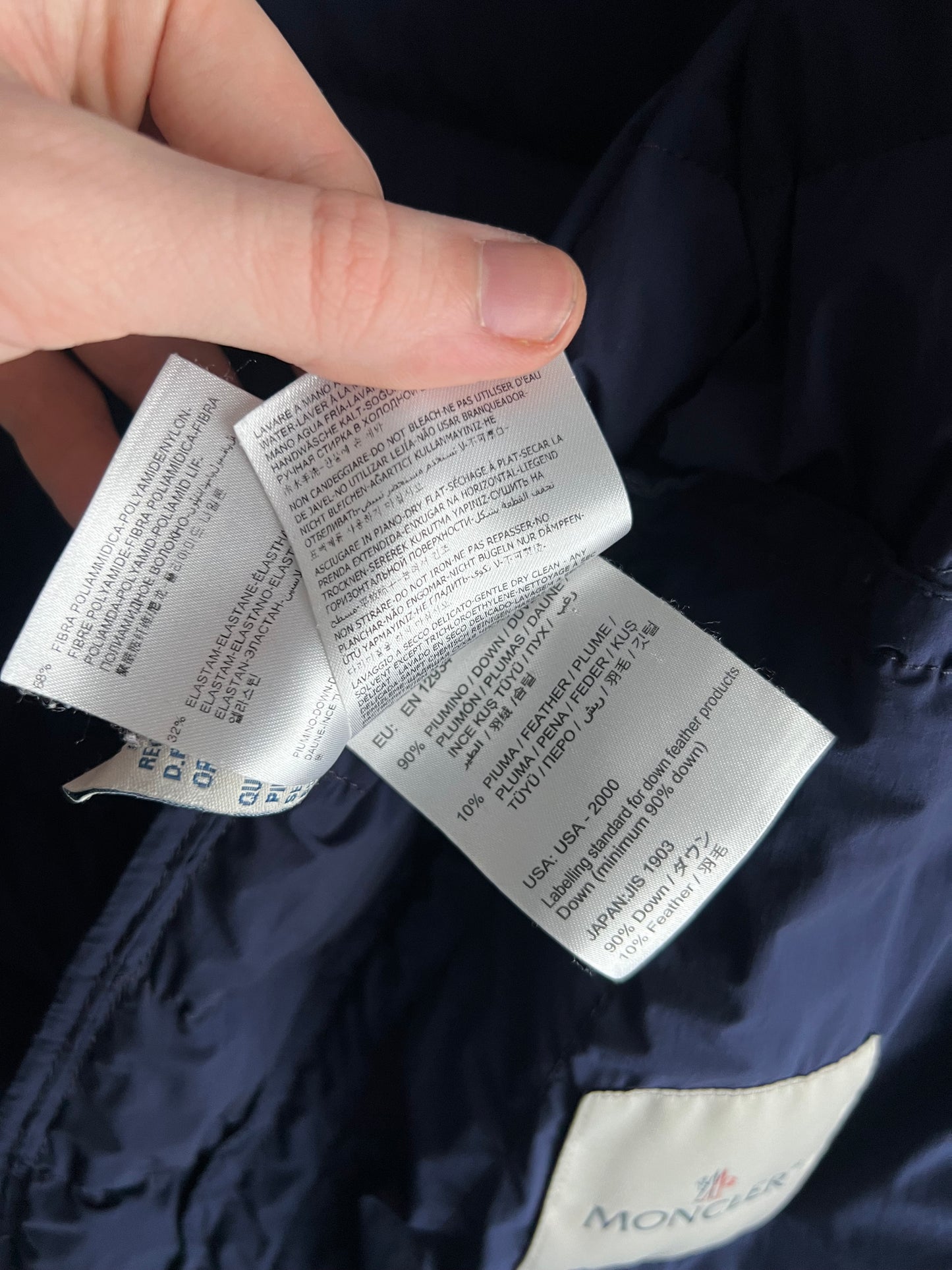 Moncler Acorus Mens Navy Light Down Jacket