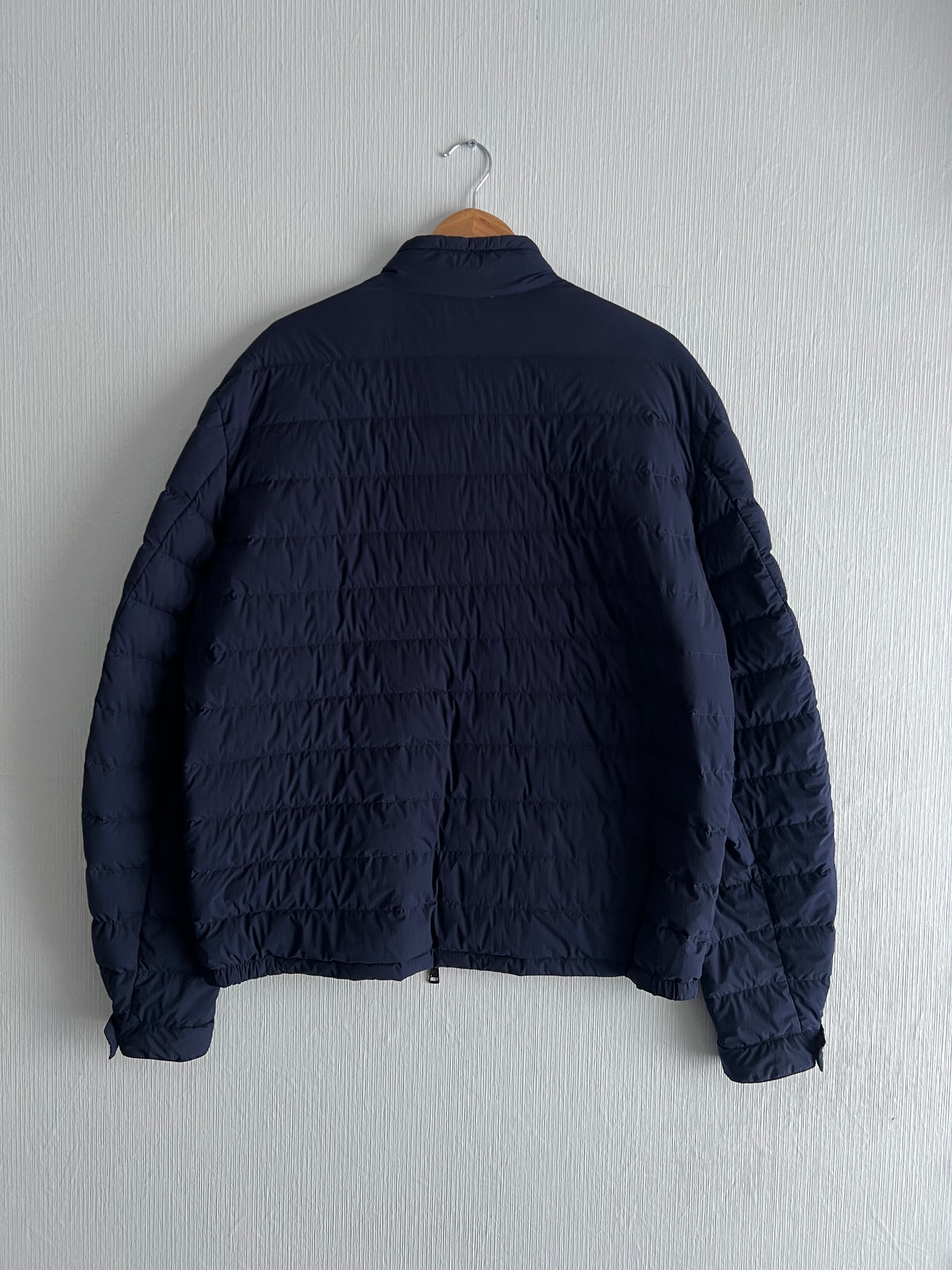 Moncler Acorus Mens Navy Light Down Jacket