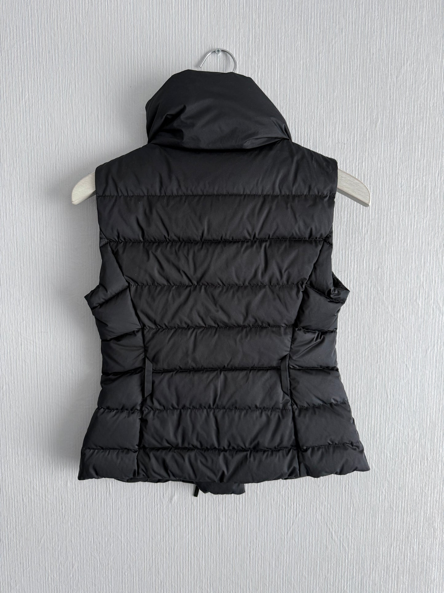 Moncler Black Down Labas Vest