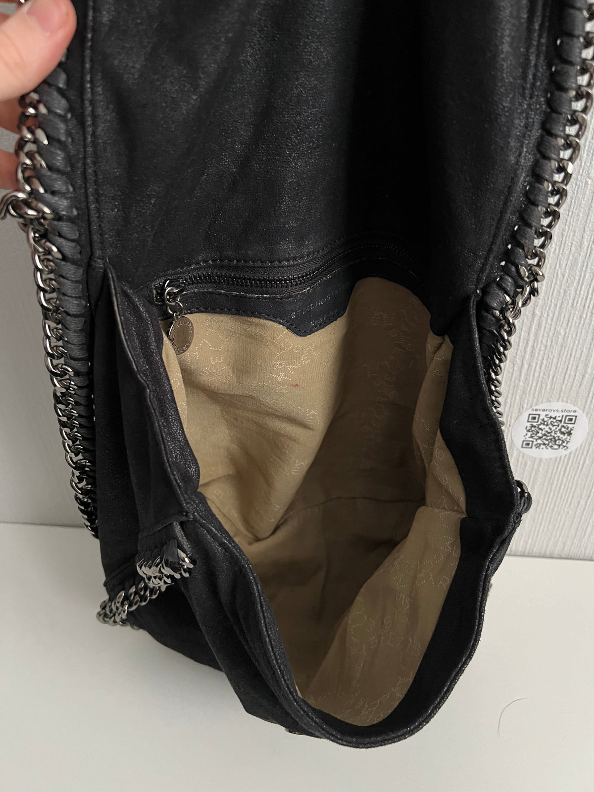 Stella McCartney
Falabella Handbag in Black