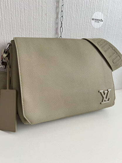 Louis Vuitton Takeoff Messenger Aerogram Sage Green Bag