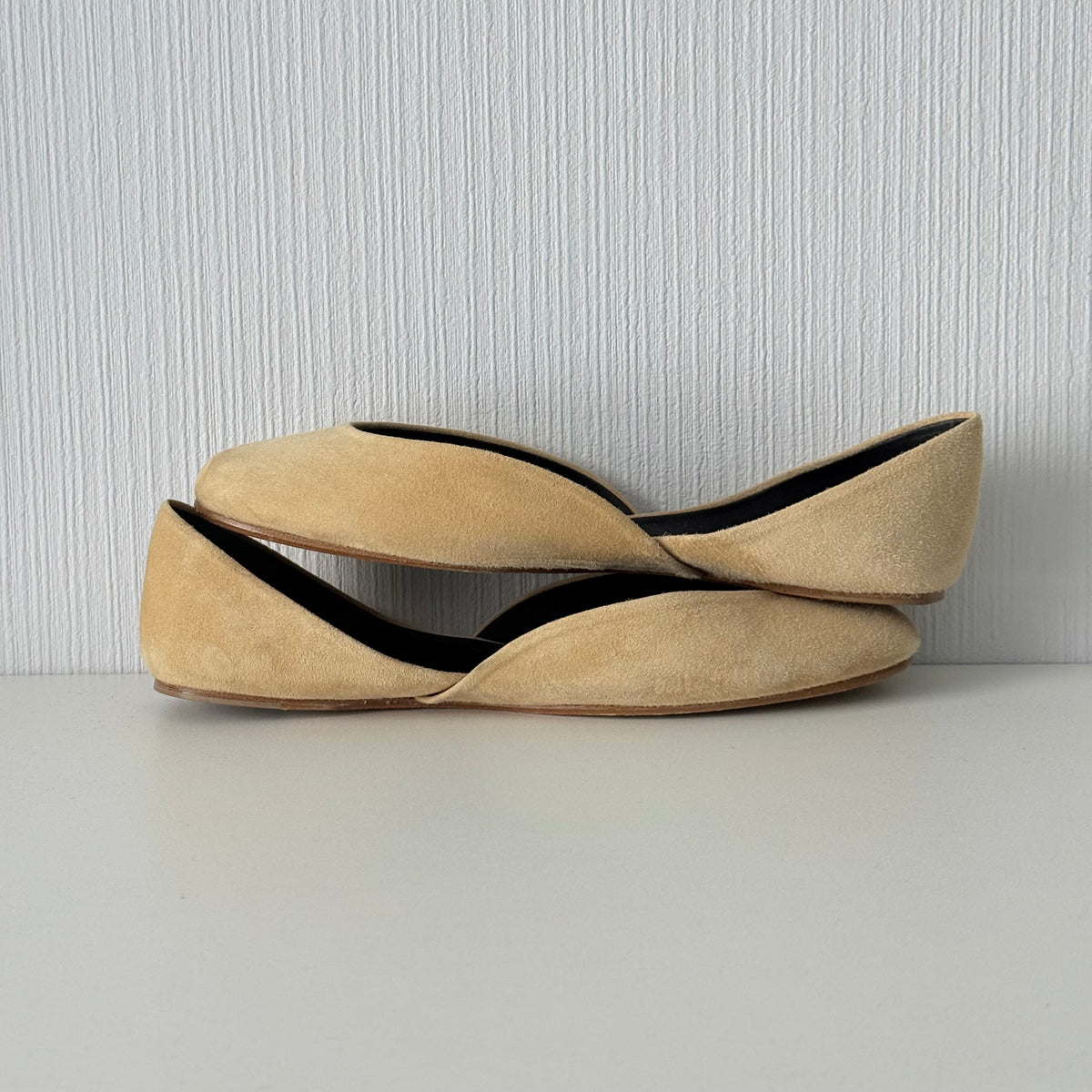 The Row Gemma Ballet Flats Women Shoes in Beige Suede