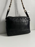 Chanel Vintage 1991 Diamond-Quilted Shoulder Bag