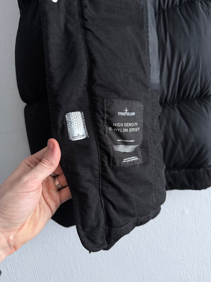 Stone Island Shadow Project FW21 High Density R-Nylon Jersey Real Down Jacket in Black