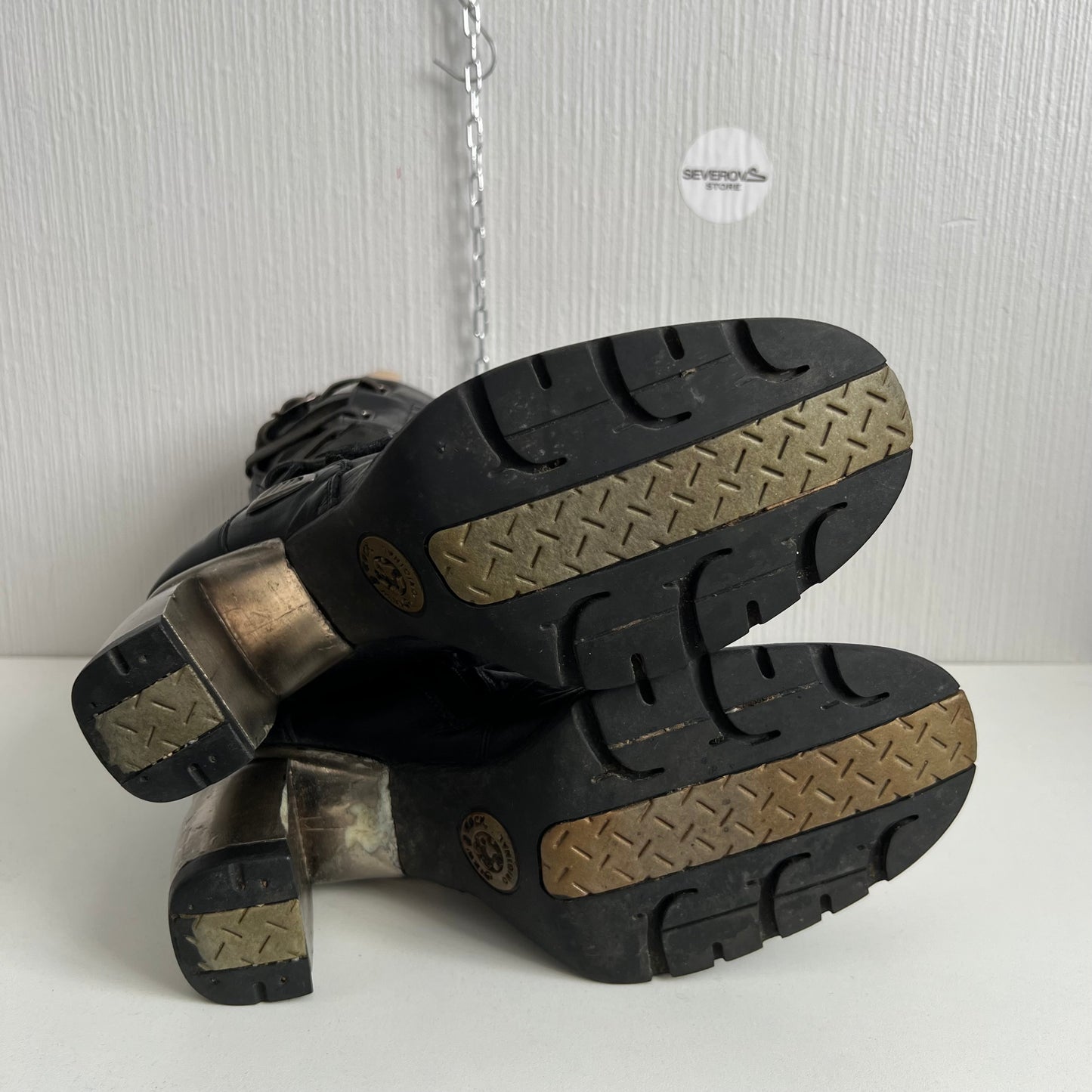 New Rock Trail Heeled Black Leather Boots