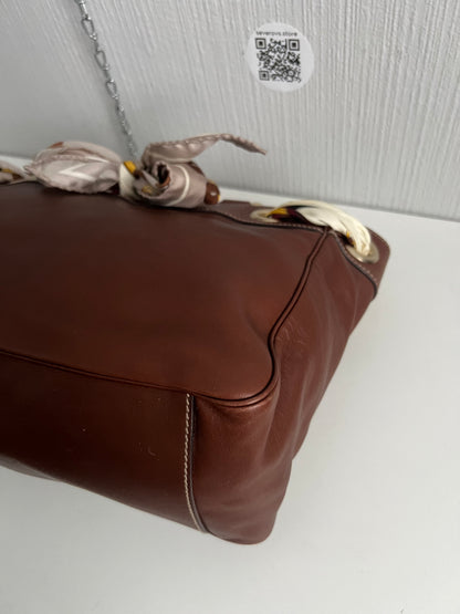 Gucci Positano Tote Handbag in Brown Leather