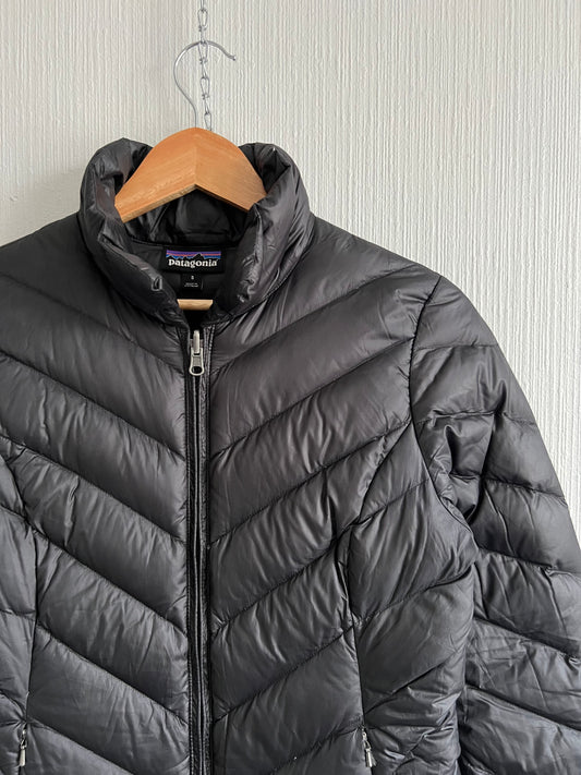 Patagonia Tres Black Down Jacket Womens Parka