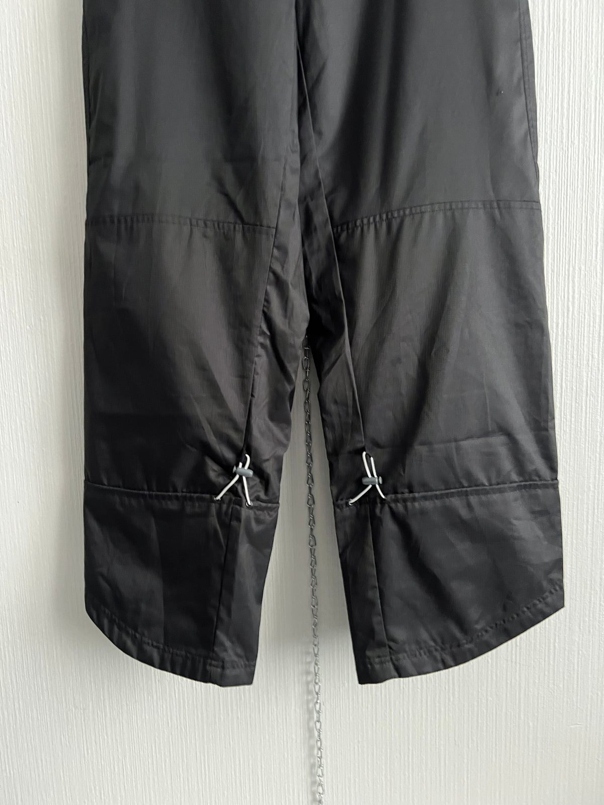Nike TN+ Hexagon Men’s Track Pants — product photo