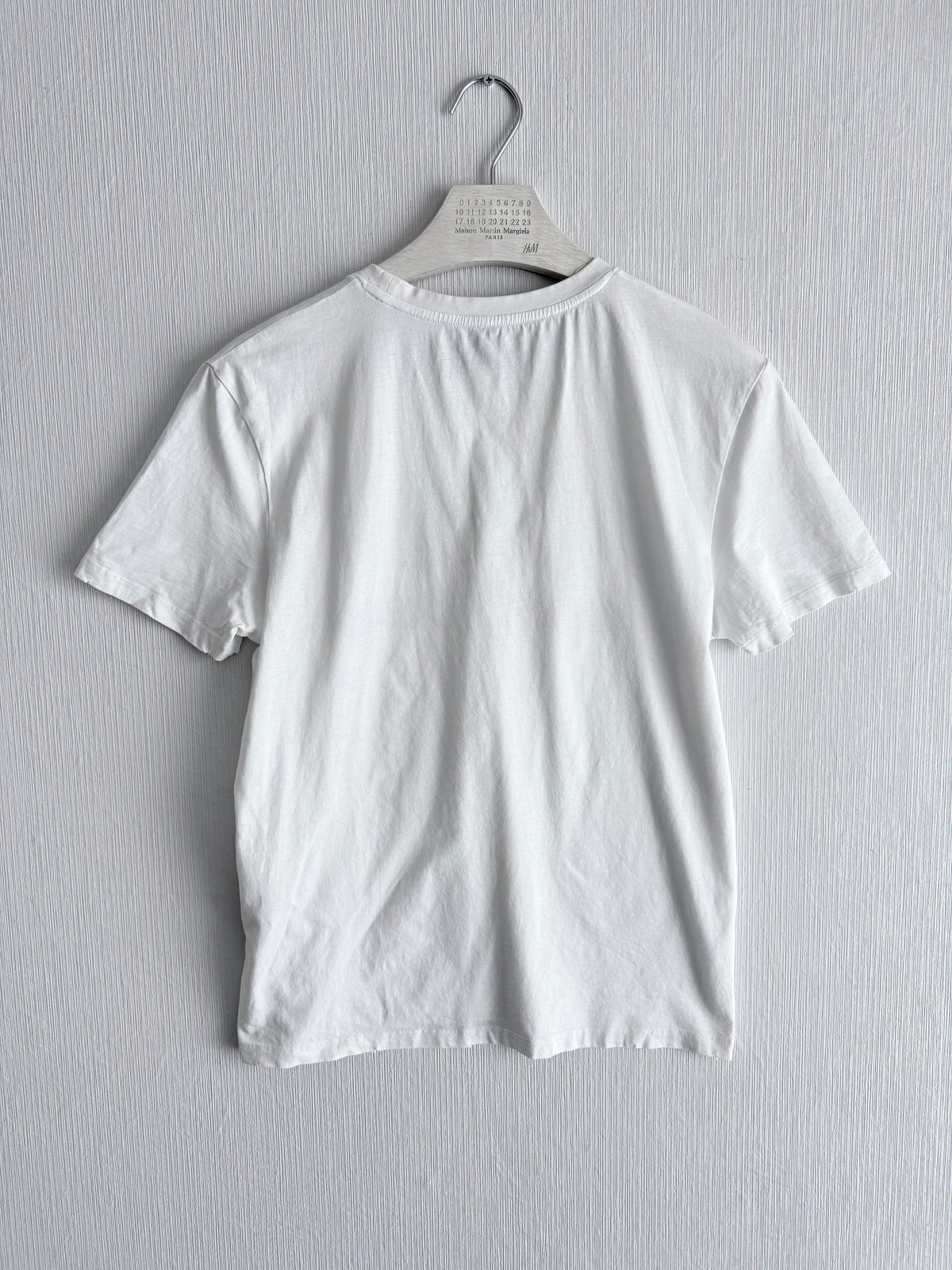 Gucci Logo Distressed White T-shirt