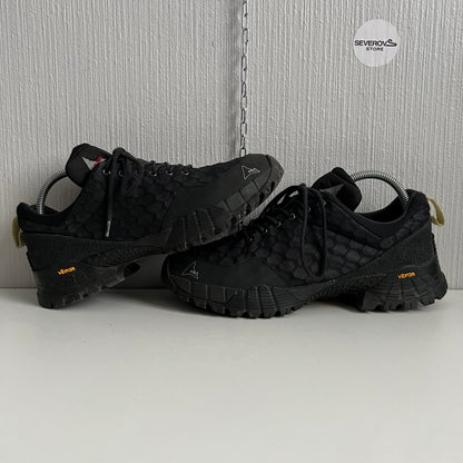 Roa Hiking Oblique Black Mens Trainers Shoes