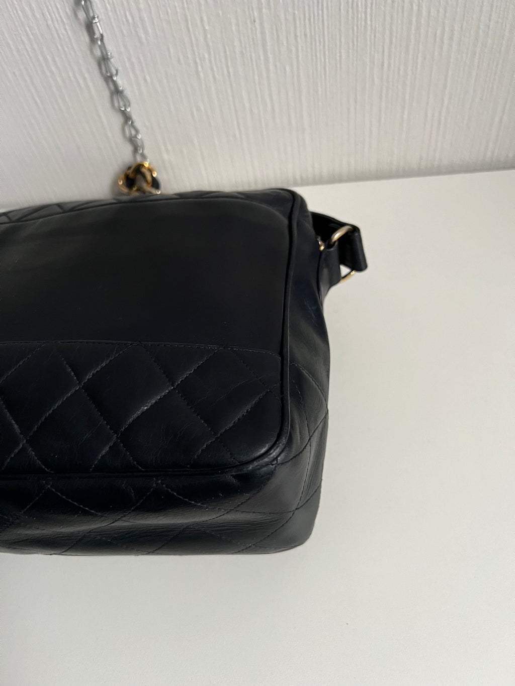 Chanel Vintage 1991 Diamond-Quilted Shoulder Bag